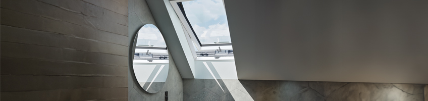 Padidinto atsparumo drėgmei mediniai stogo langai - FAKRO